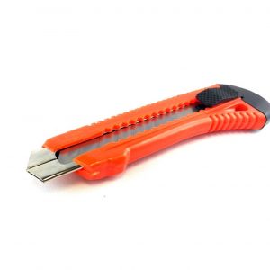 Afa - Cutter in plastica con lama 18 mm